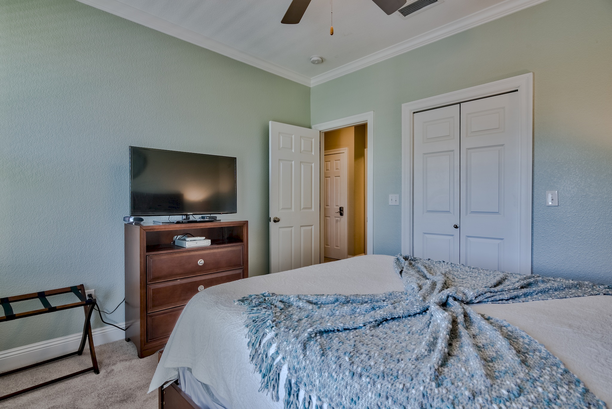 BEDROOM # 4- 3RD FLOOR (QUEEN)