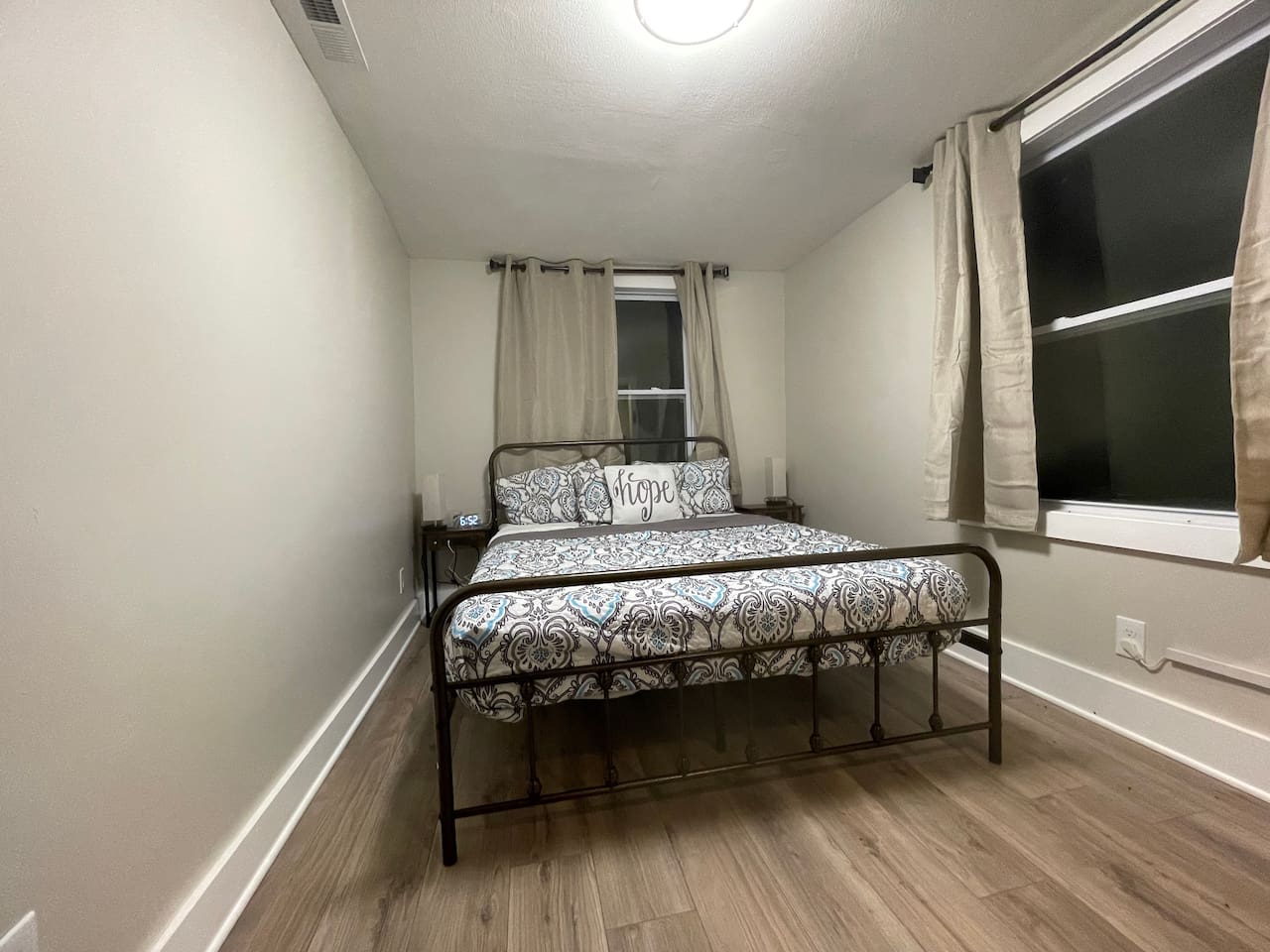 3rd upstairs bedroom queen bed