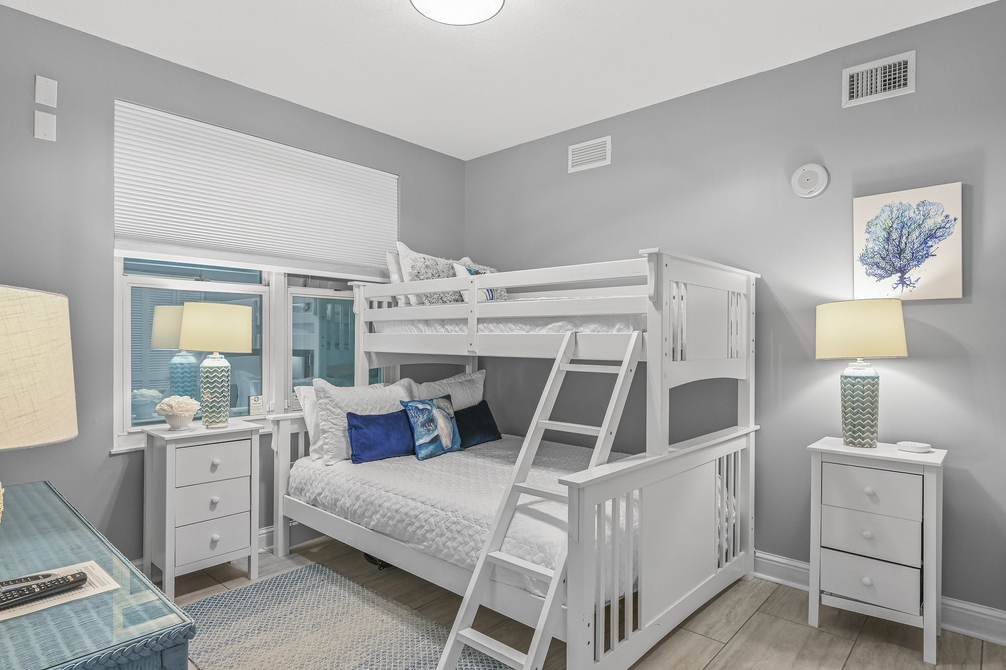 TWIN over QUEEN bunk room with Smart TV, private bath
