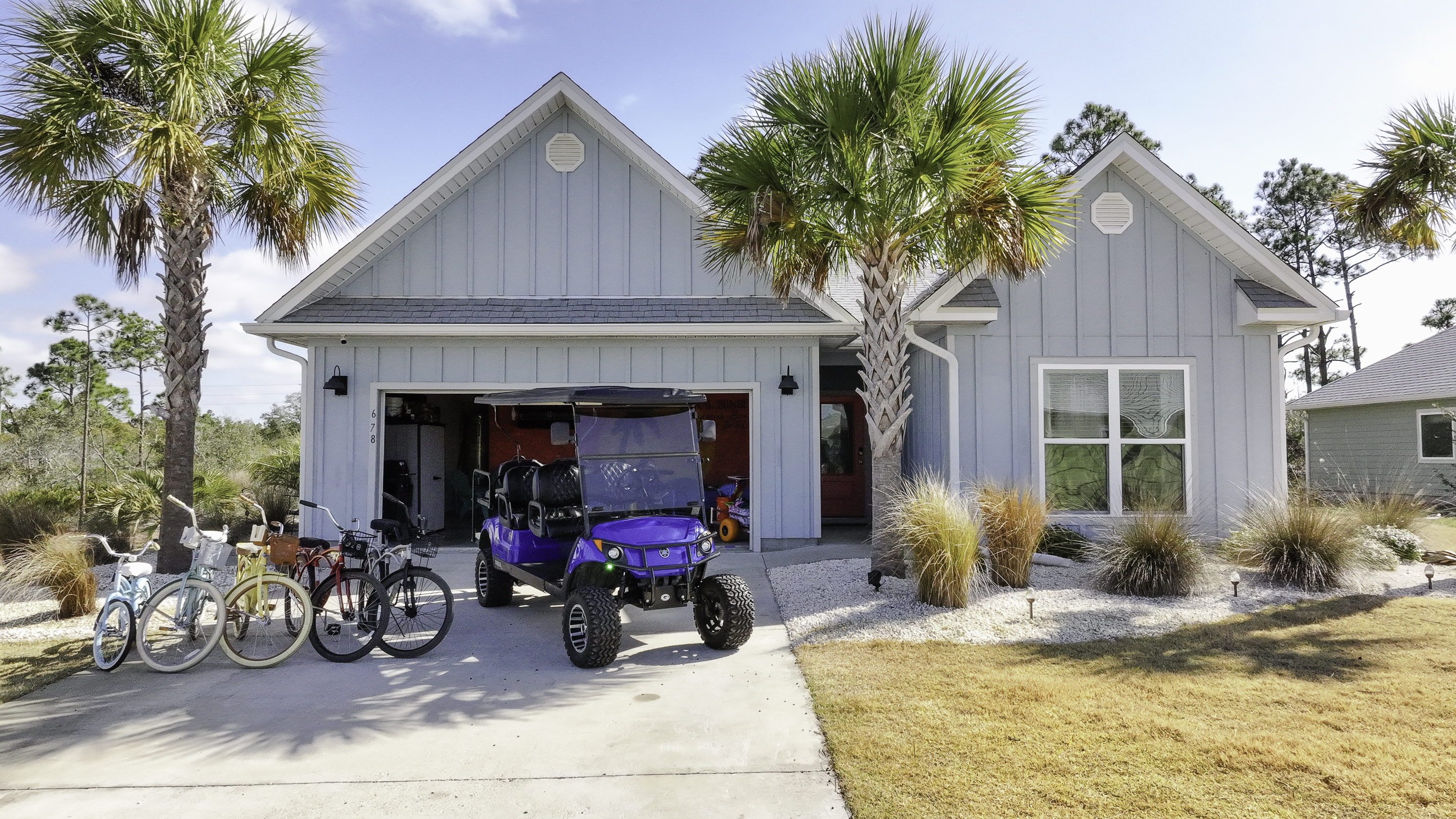 Navigate the area with ease using our 6 seater golf cart and bikes, included with your stay
