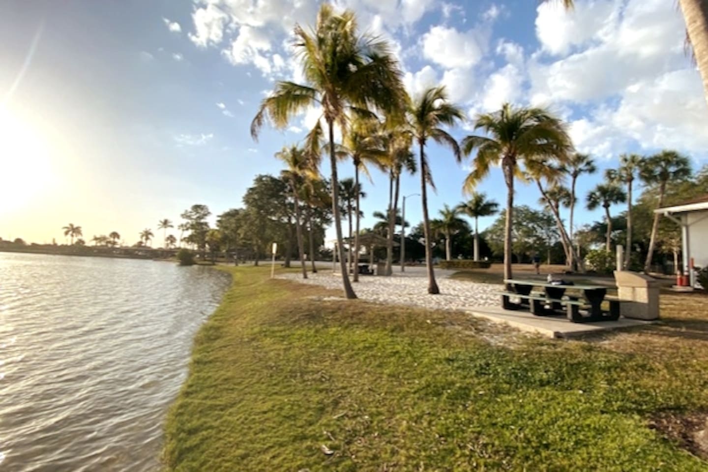 Four Freedoms Park, short bike ride from house, nice place for a picnic and even a big playground for the little ones. Fun for the whole family
