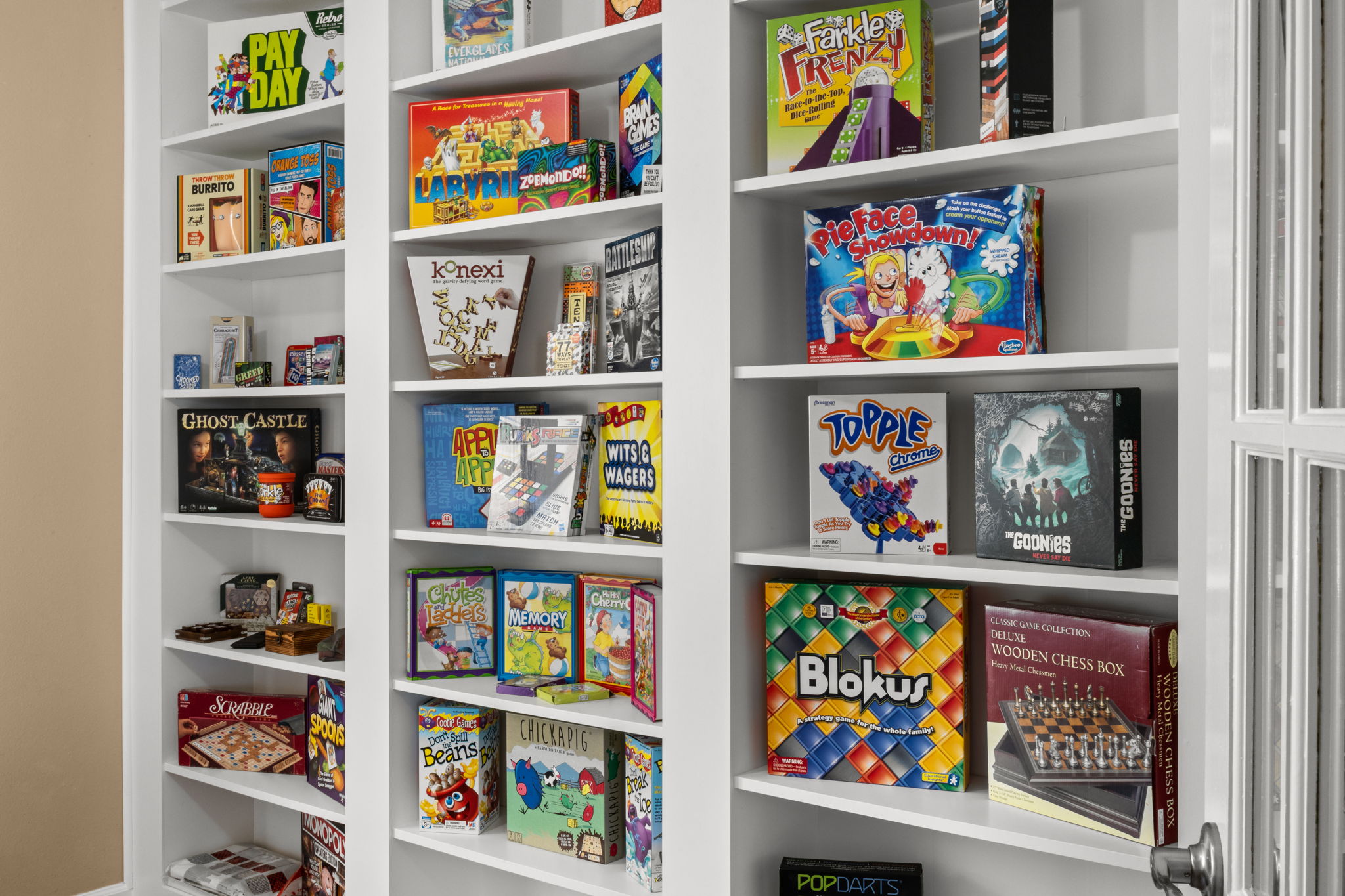 Game night is covered! From fast-paced card games to strategy board games, our massive built-in library is fully stocked and ready for your group to enjoy throughout your stay.