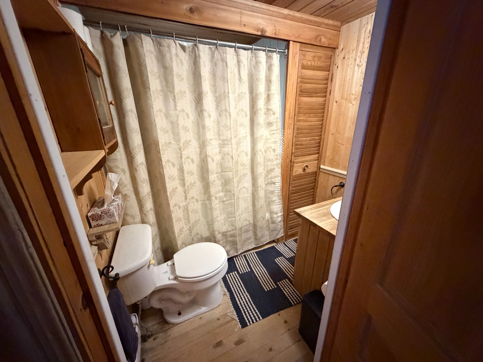 Main floor bathroom interior
