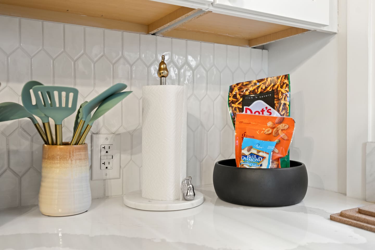 Complimentary welcome snacks. Always. 