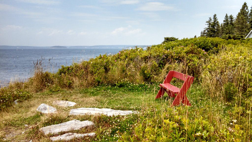 Seaside overlook near cottage