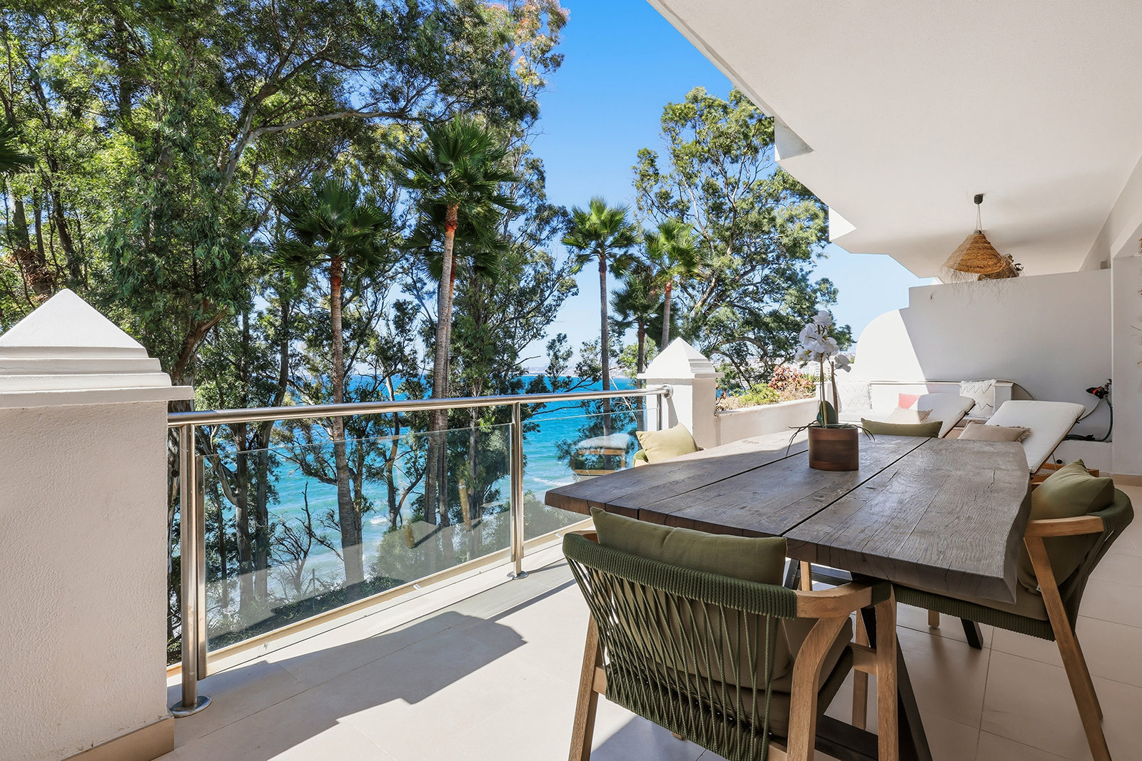 Terrace - dining