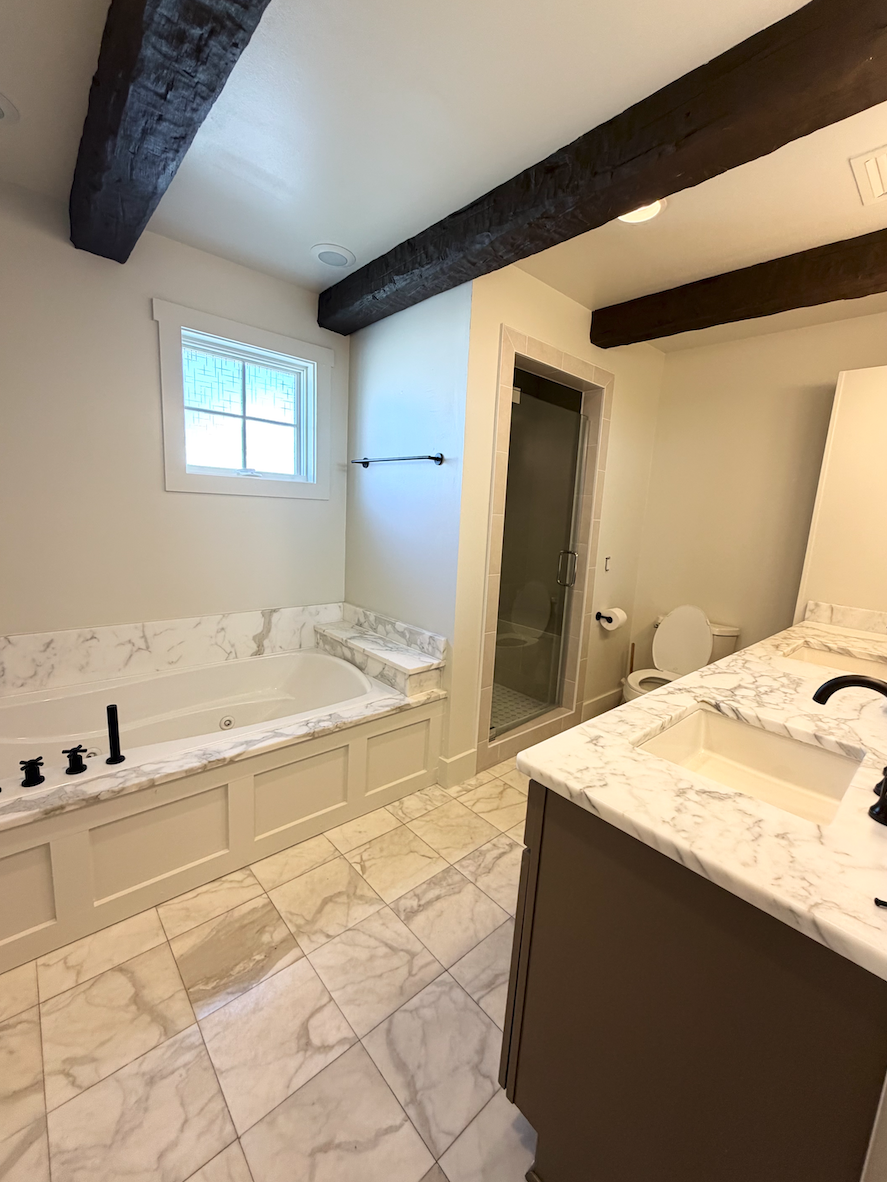 Master Tub