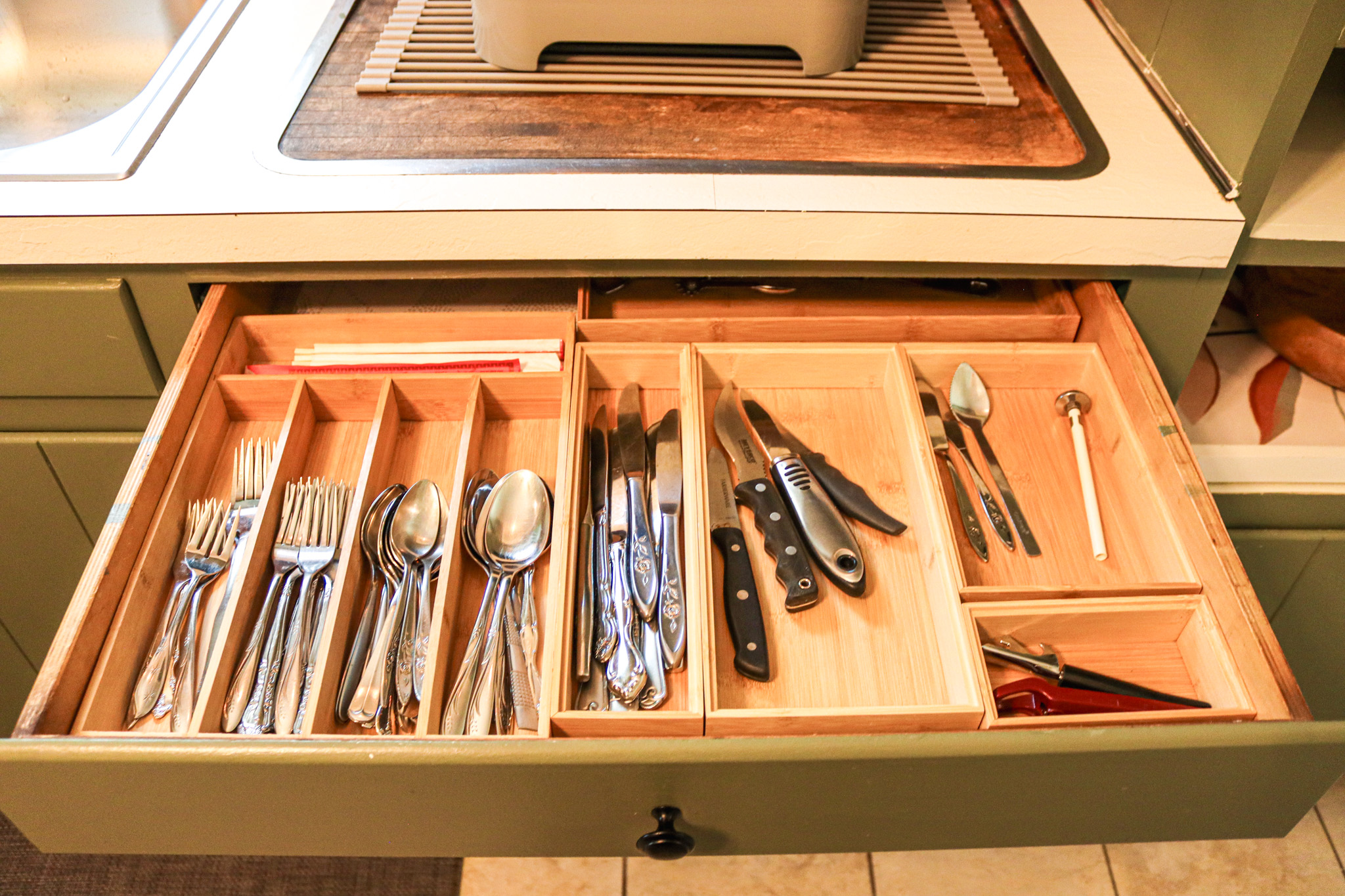 You'll find plenty of silverware for family meals and gatherings.