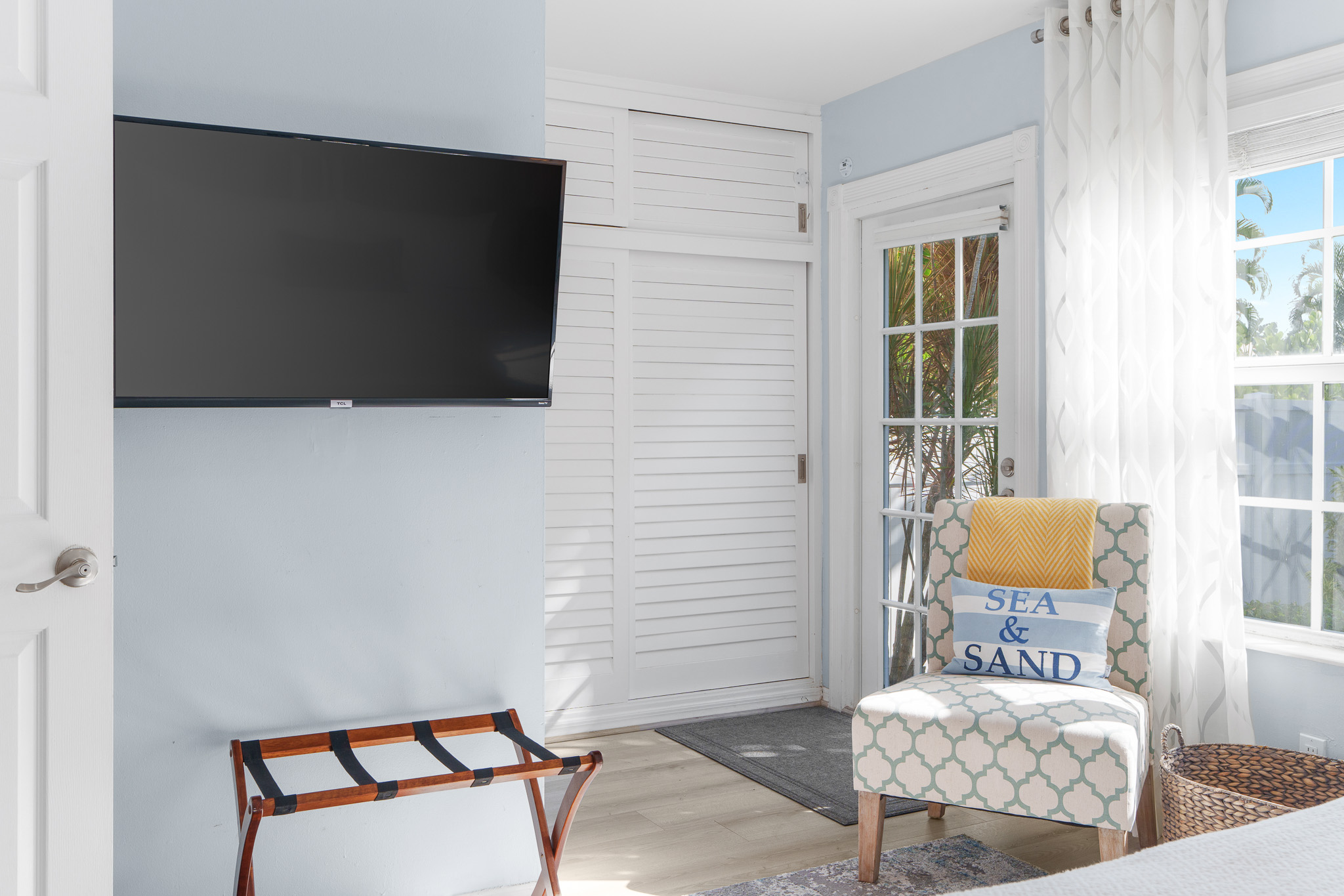 Back patio access, from master suite