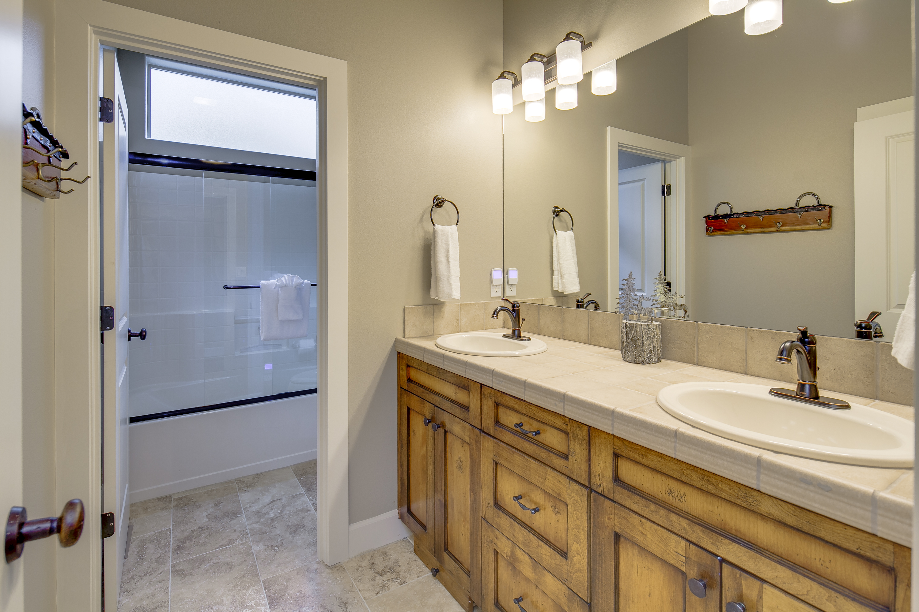 Main level Bathroom
