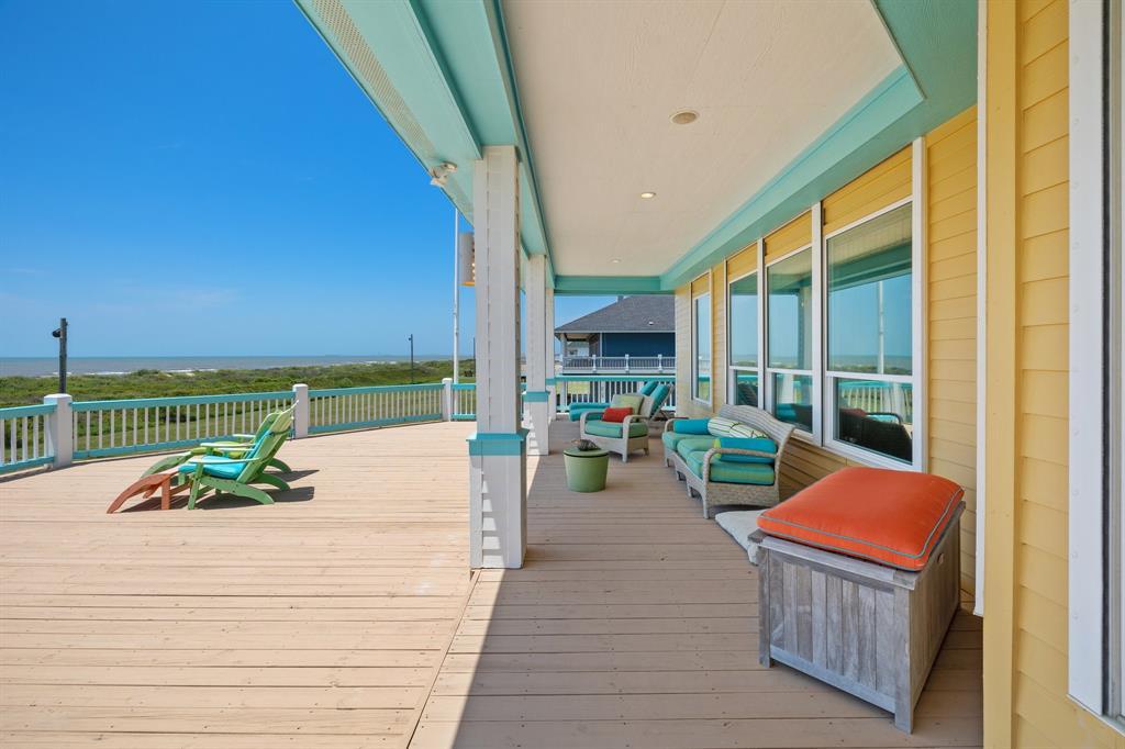 bc23cccf90ba4c19a7e2780c7b2bfebd | Beachhouse | Texas | TX | Vacation Homes | Galveston | Crystal Beach | Kokomo | Breezy Days | Beachfront Elegance | Sunrise Serenity | Southern Sands Property Management, LLC