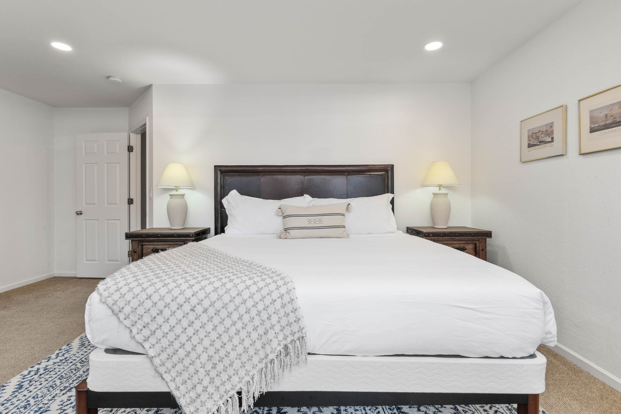 King Ensuite Bedroom