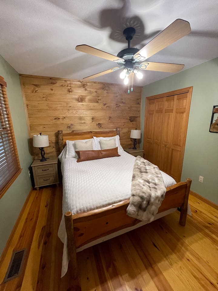 Queen Bed