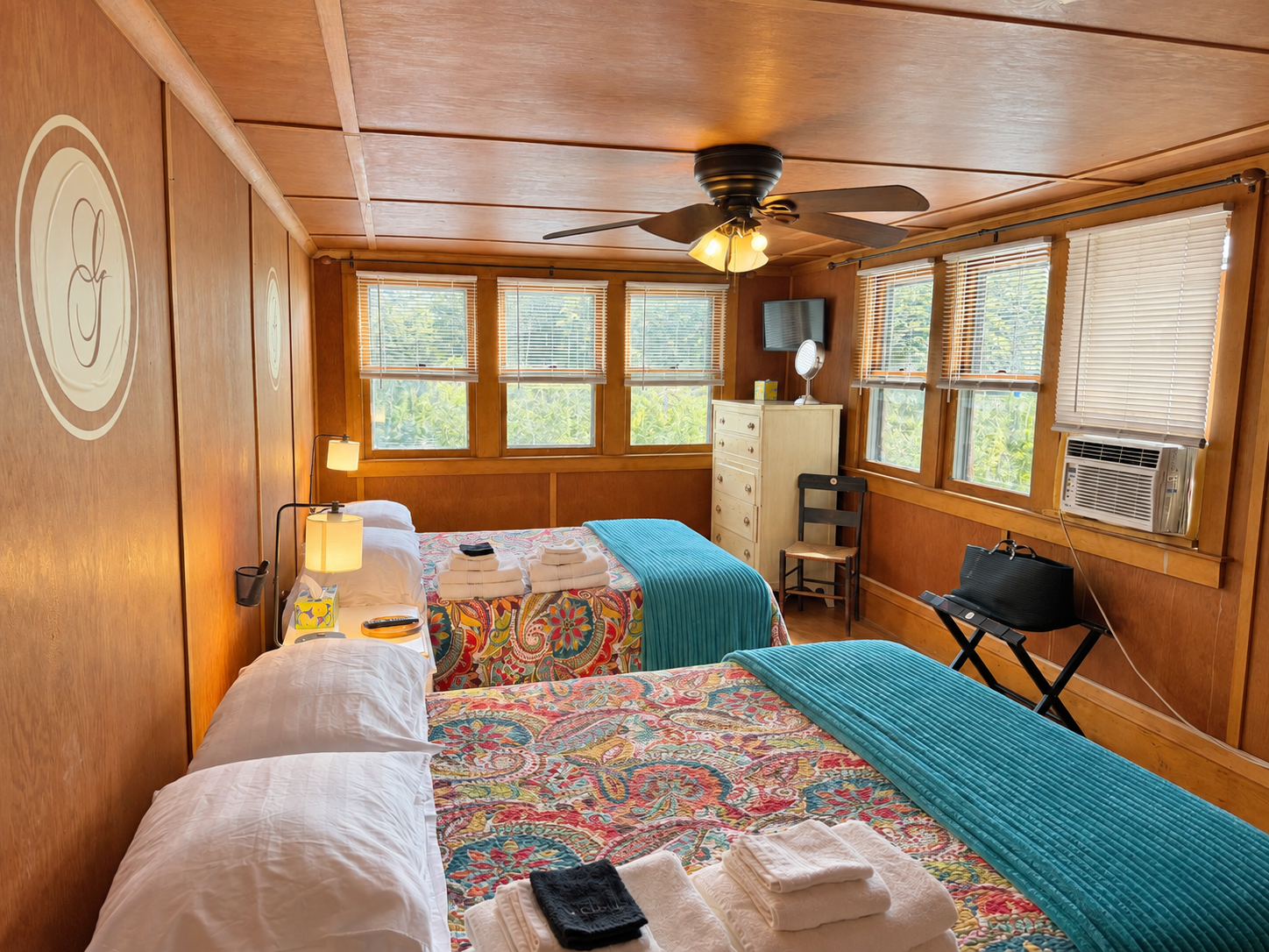 Goodyear Boathouse - Bedroom #1 w/ 2 queen beds