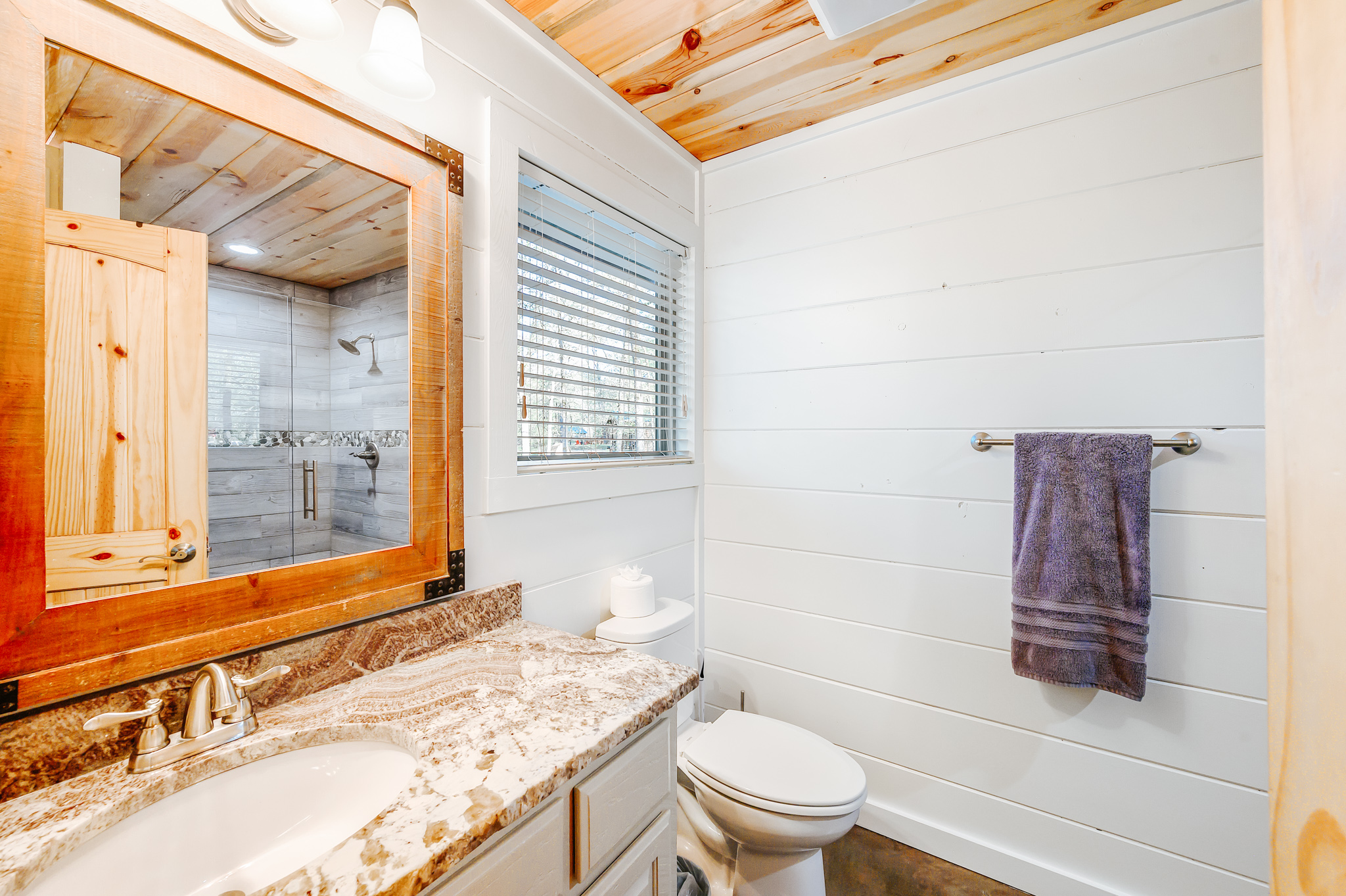 Boots + Beats | Ensuite bathroom connected to king bedroom 1.