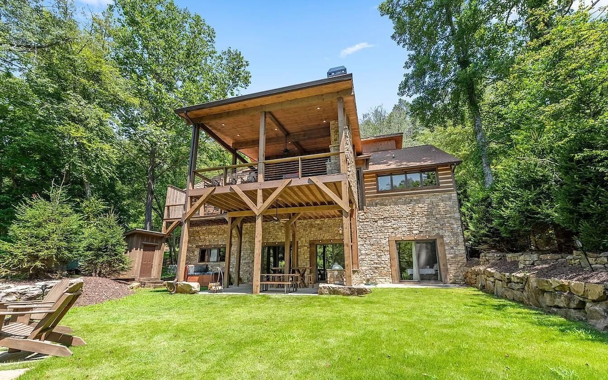 Toccoa Dream Lodge SkyView Vacation Homes