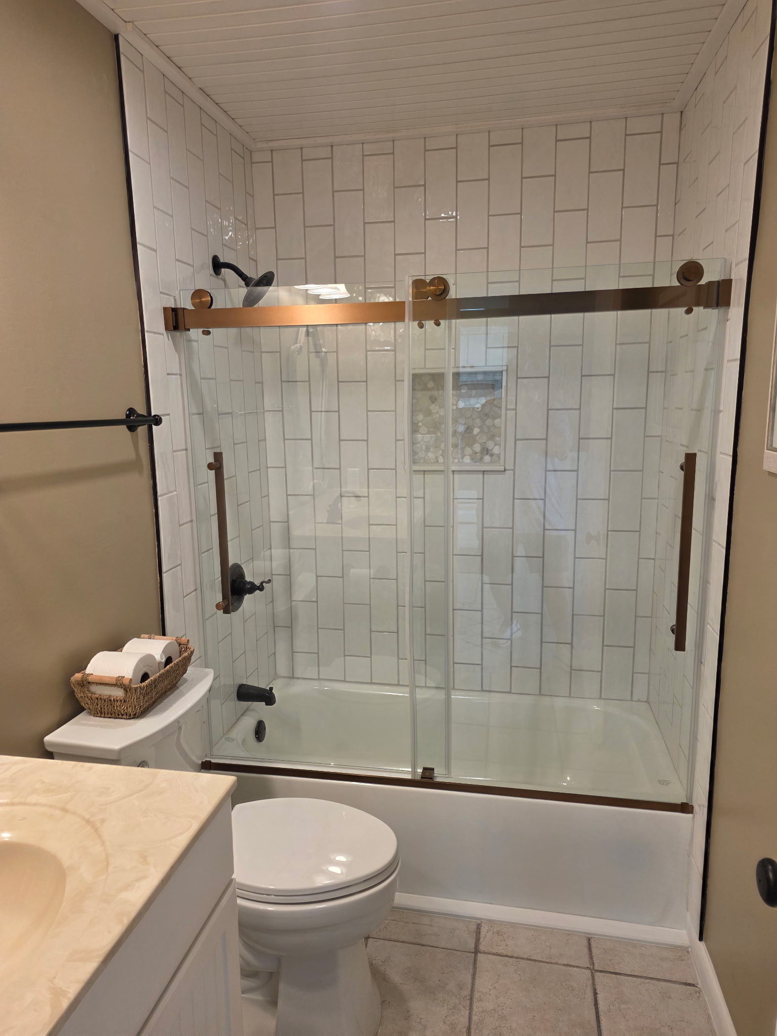 Downstairs full bathroom with tub/shower combo