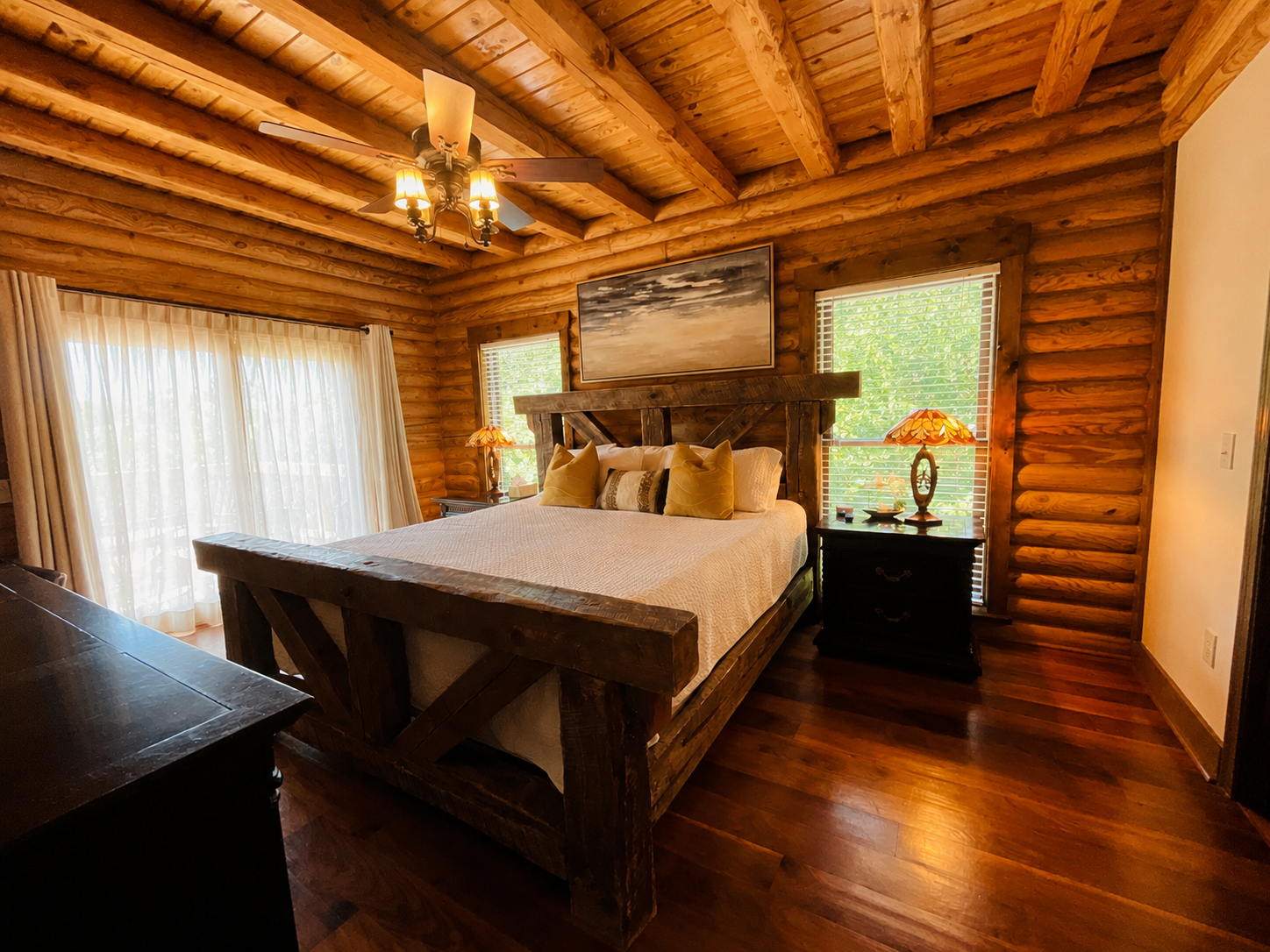 Main Level Bedroom (King Bed) with Private Bath