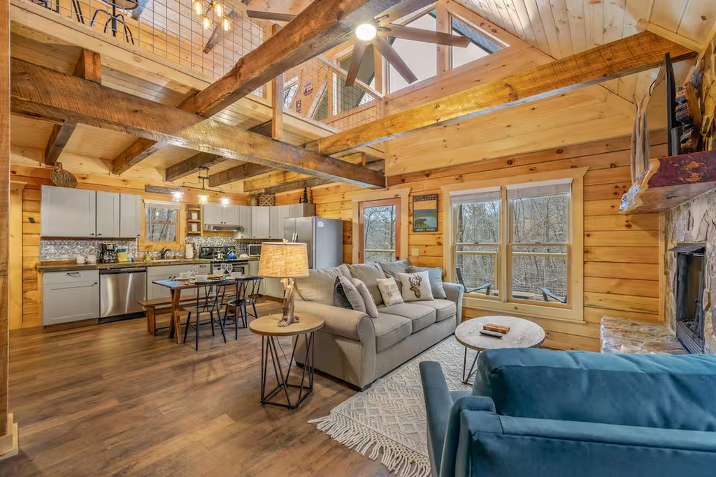 Bear Paws Cabin