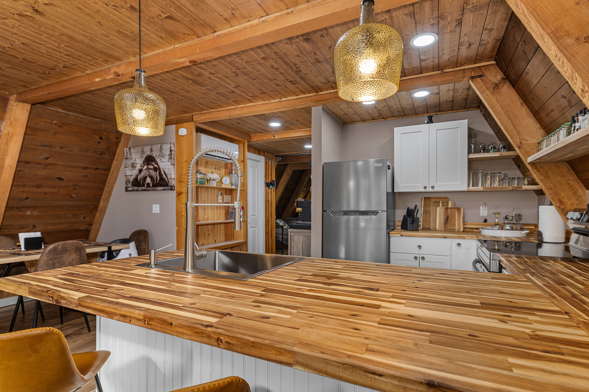 Prep and cook your best culinary creations in the fully equipped kitchen.