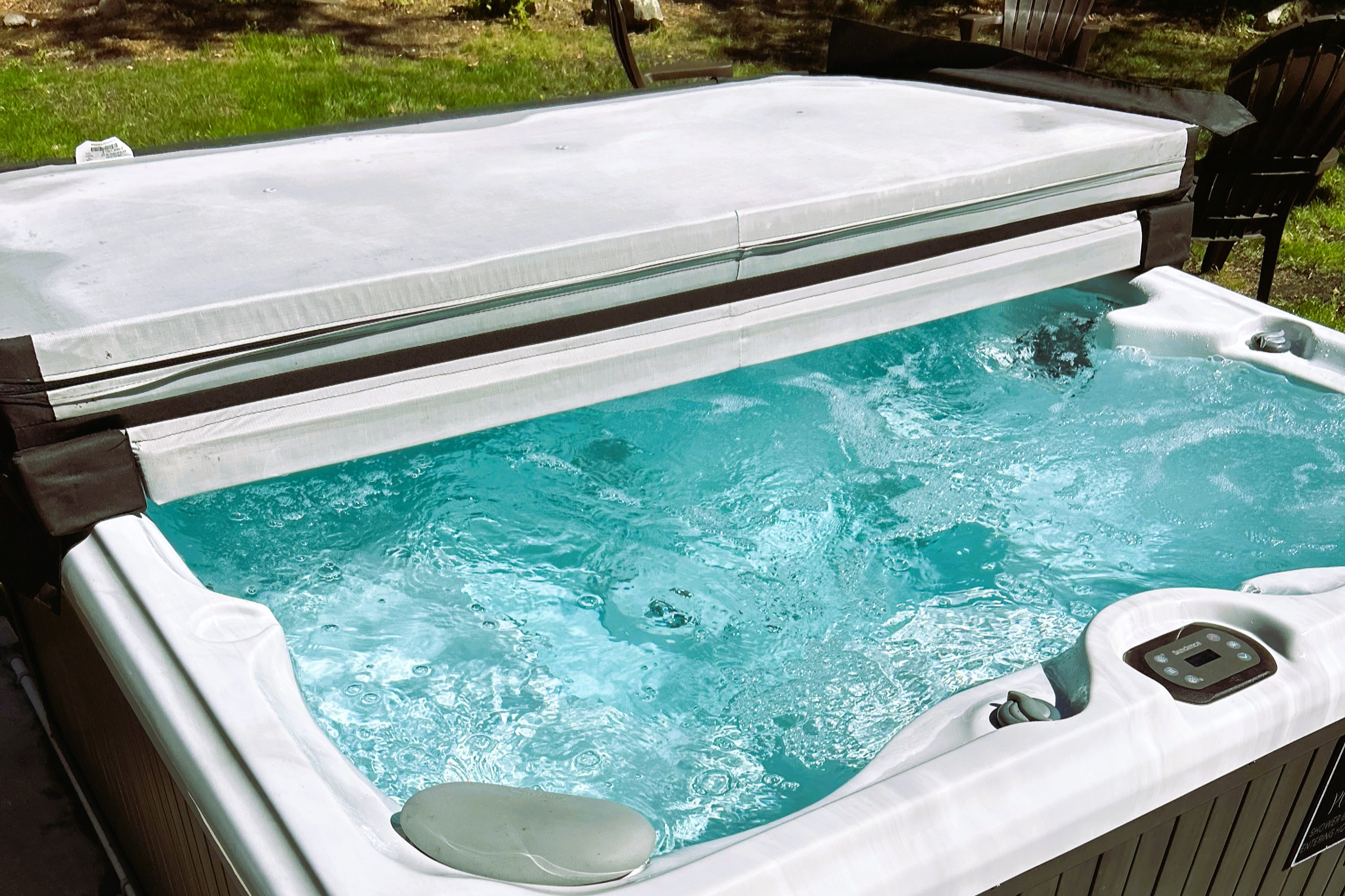 Bubbles, Bliss! Hot Tub