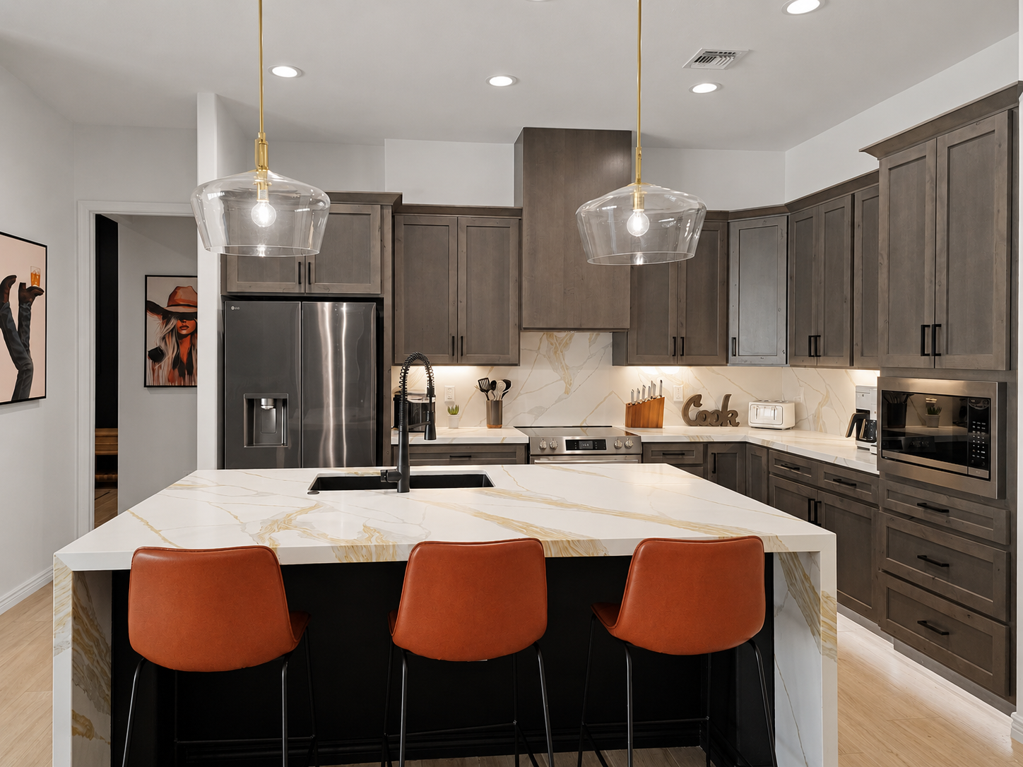 Kitchen island with barstools.