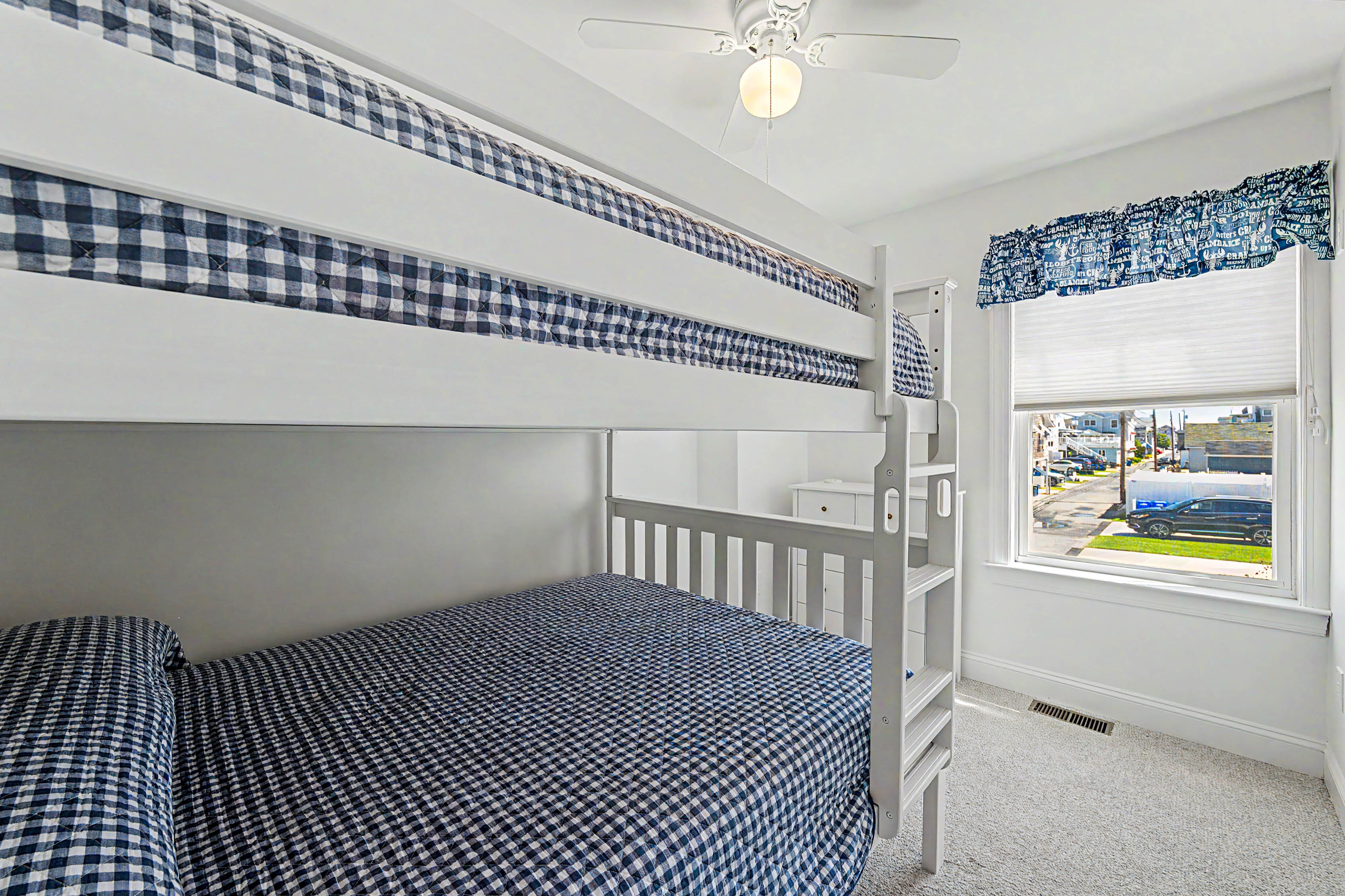 blue_bunk_bedroom_window_view