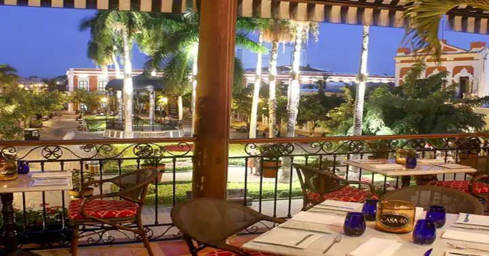Outdoor Dining at Pueblo Bonito Emerald Bay, Vacation Travel Exclusives