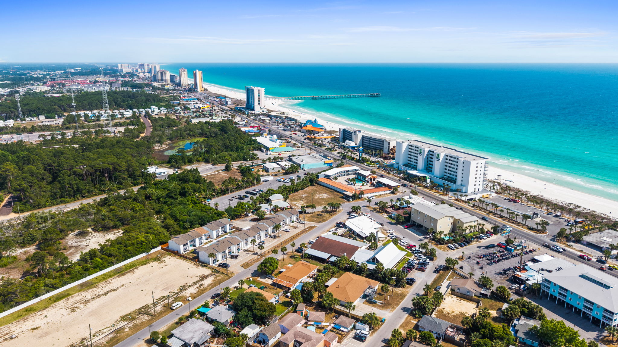 Aerial of Complex, Amenities, and Beach