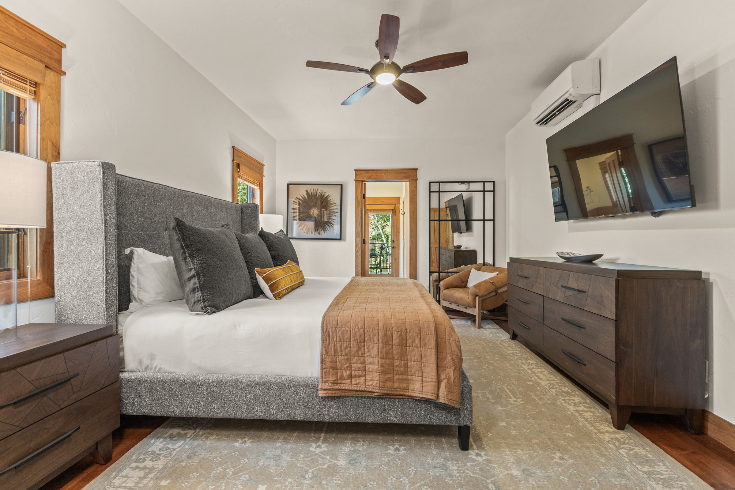 Bedroom #1 | King and TV