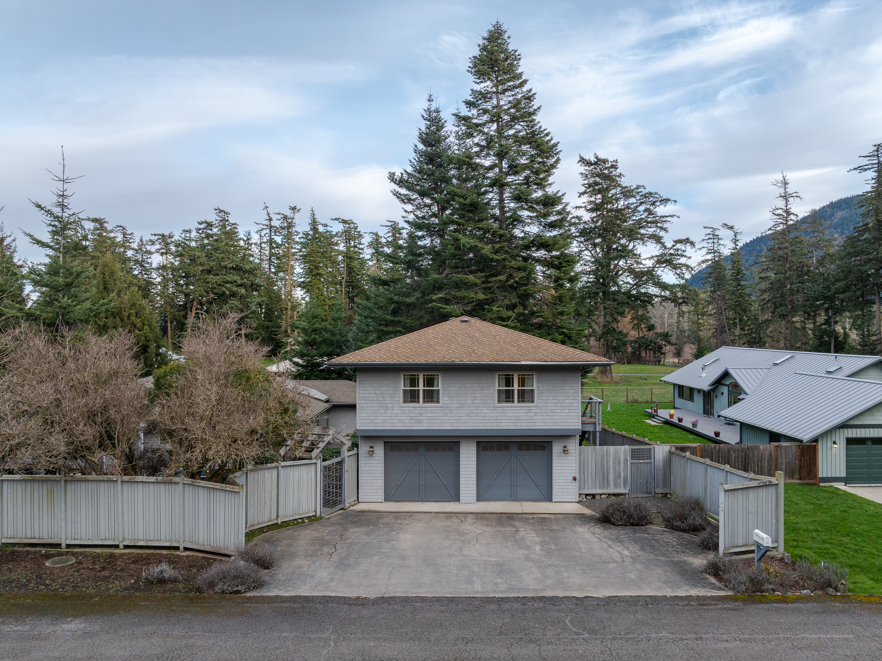 Enjoy a spacious driveway with ample space for multiple vehicles. This allows for a smooth start to your stay.