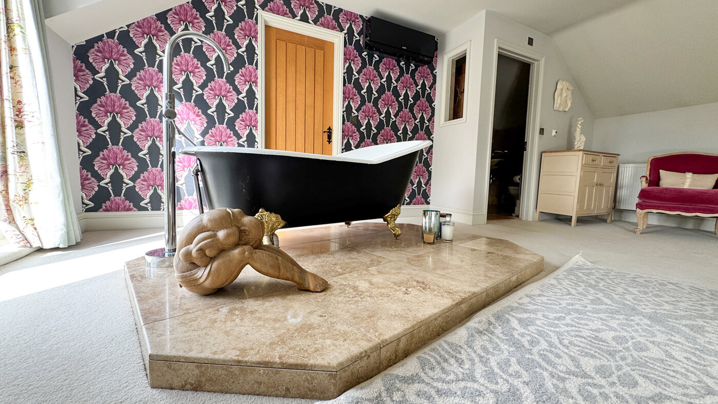 Grouse roll top free standing bath