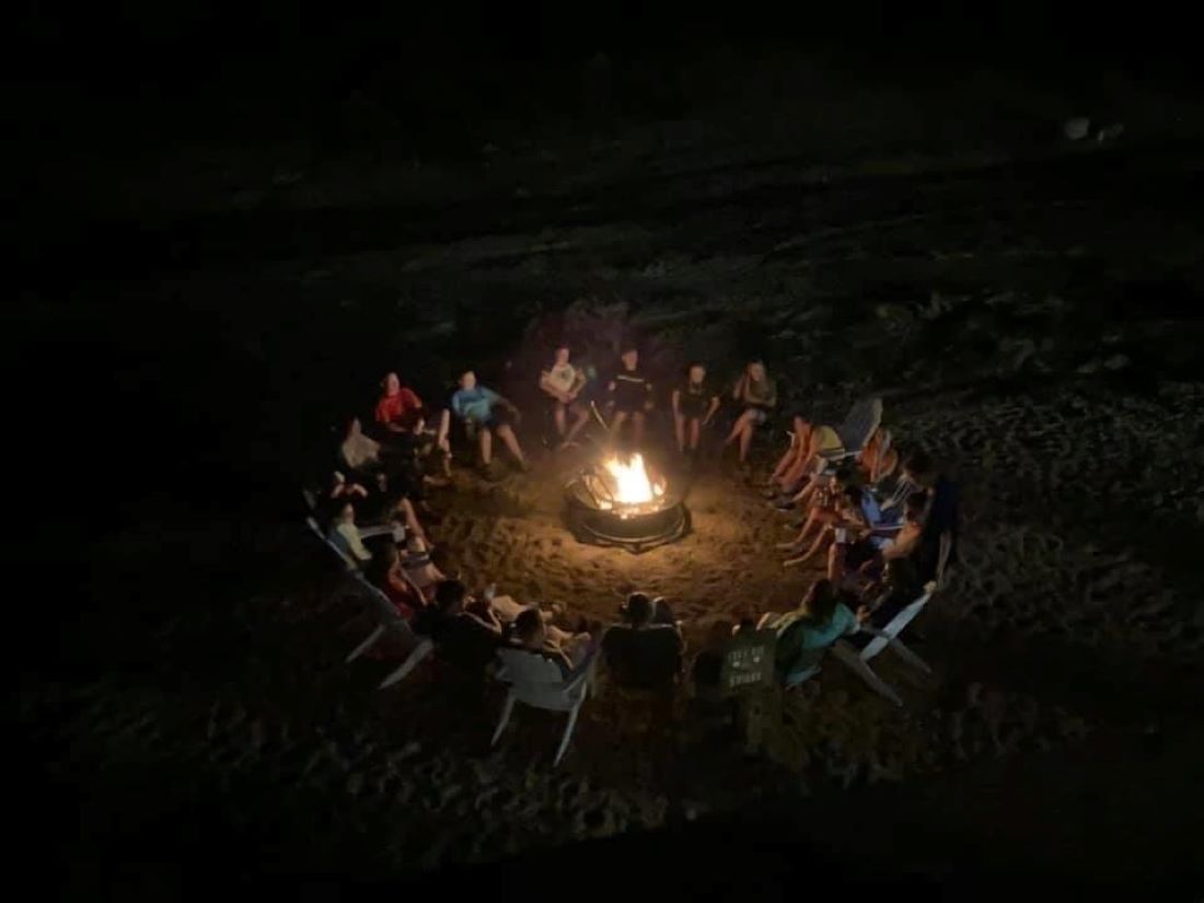 Sit around the firepit with the whole family!