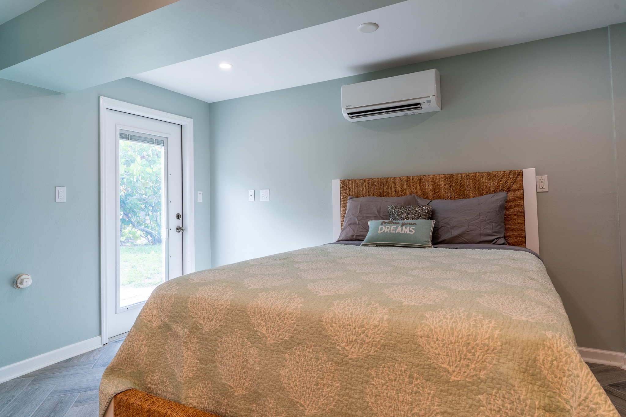 Private Suite Bedroom