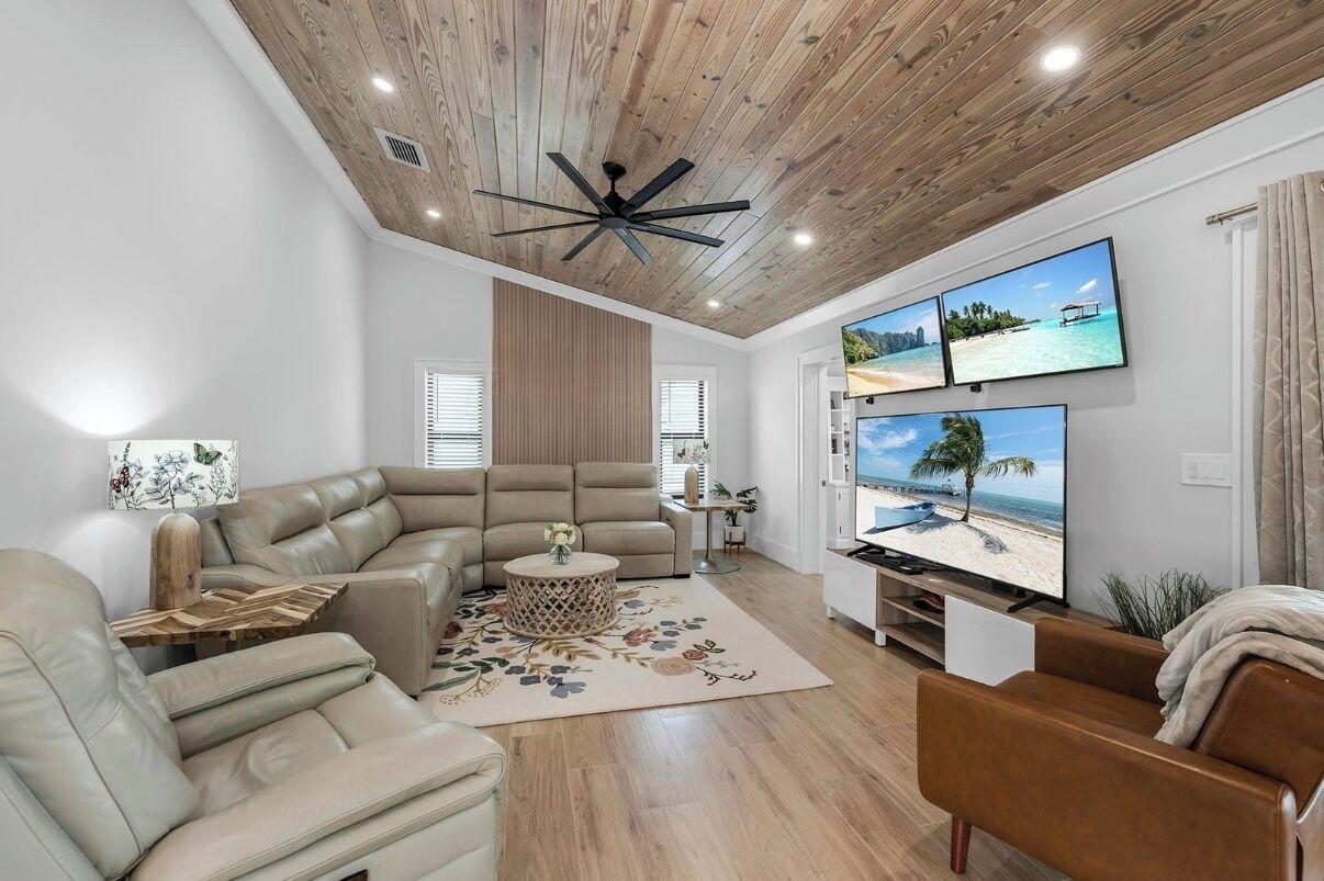 Living room with a Large Smart TV w/ streaming capabilities