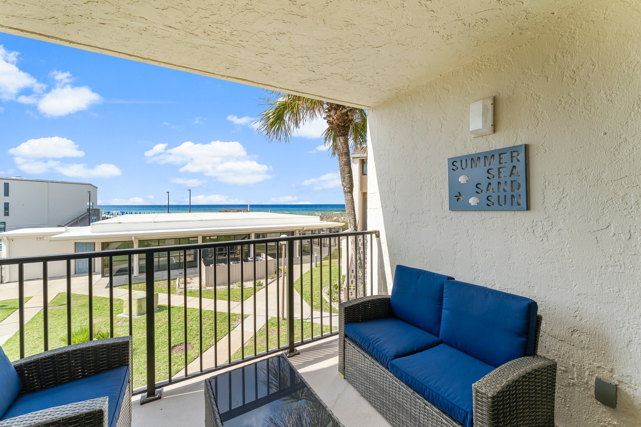 Sip drinks on your private balcony with stunning sea views and sunlit charm!