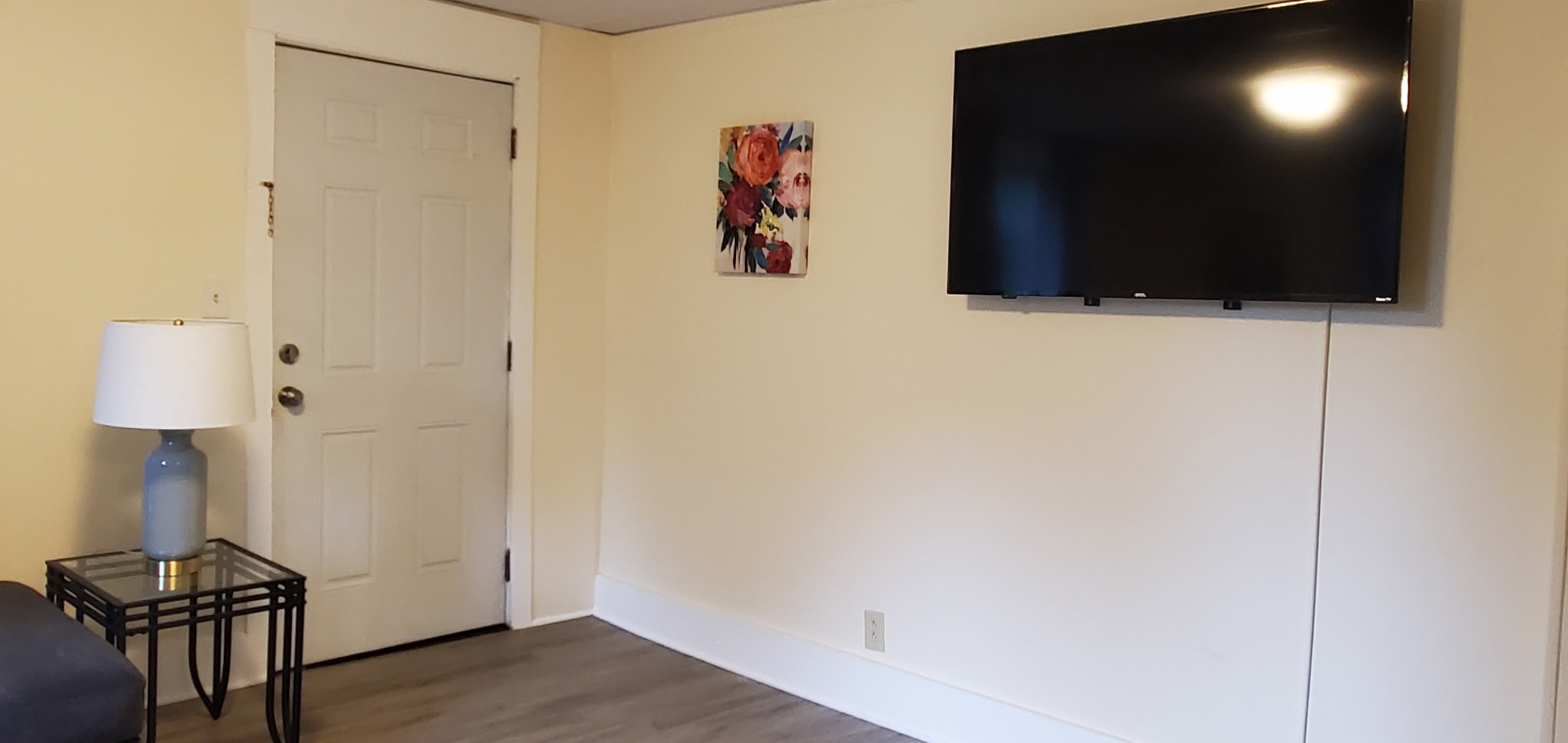 Living room with SmartTV