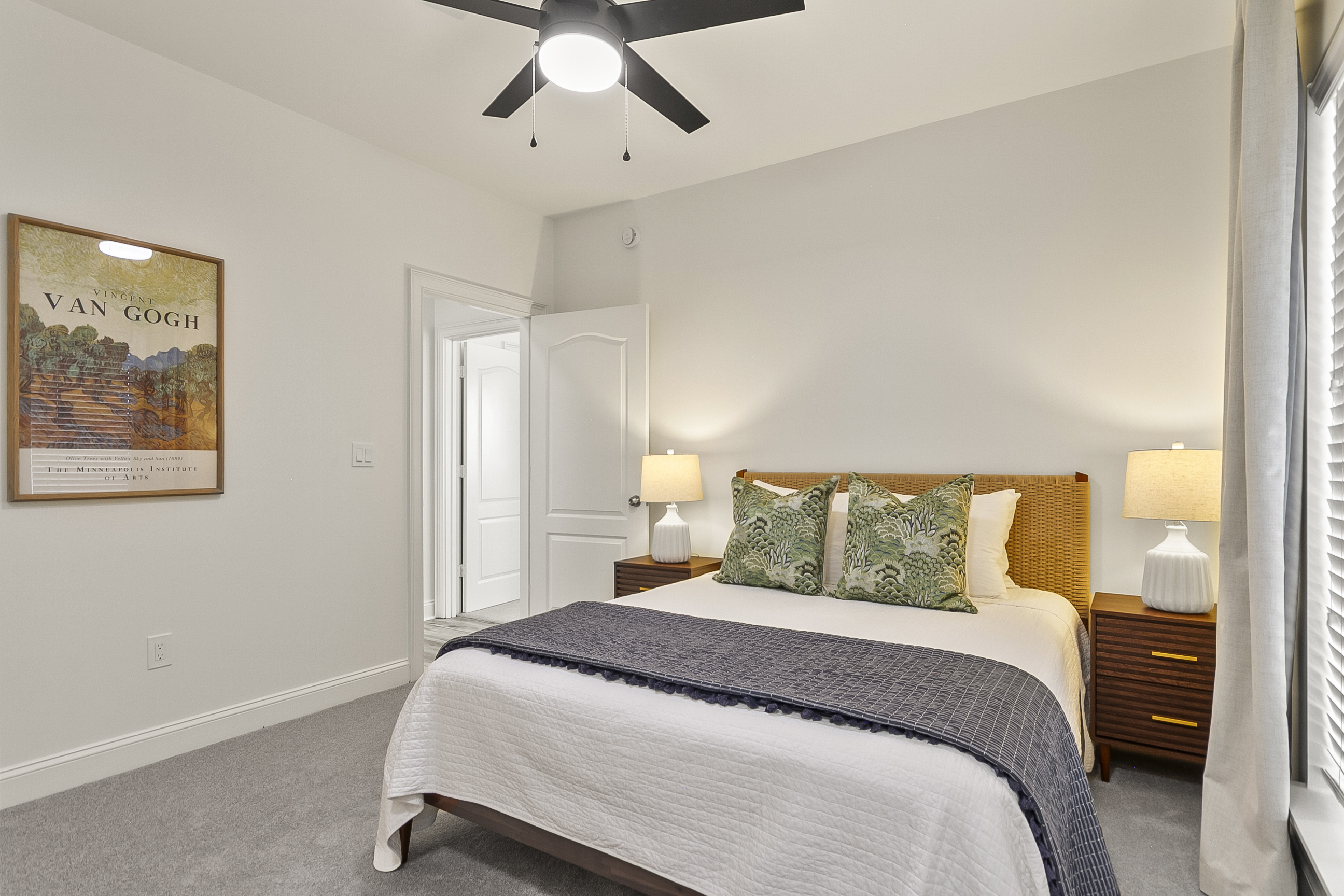 Queen Bedroom 2