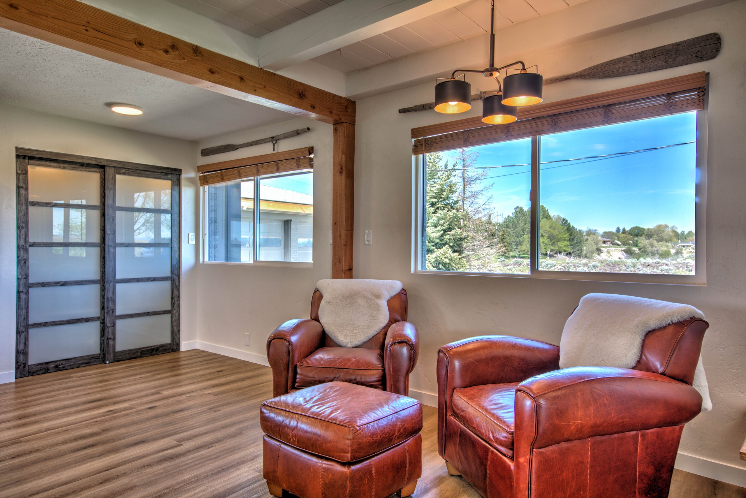 Cozy sitting area with views out to the historic Desert Station grounds