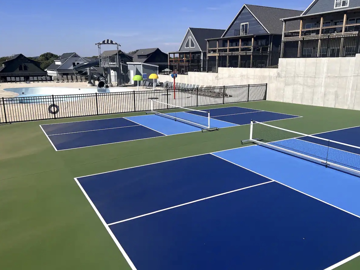 Pickleball Courts