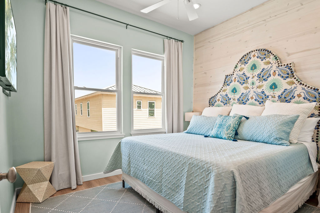 One of two master bedrooms with king beds and ensuite bathroom