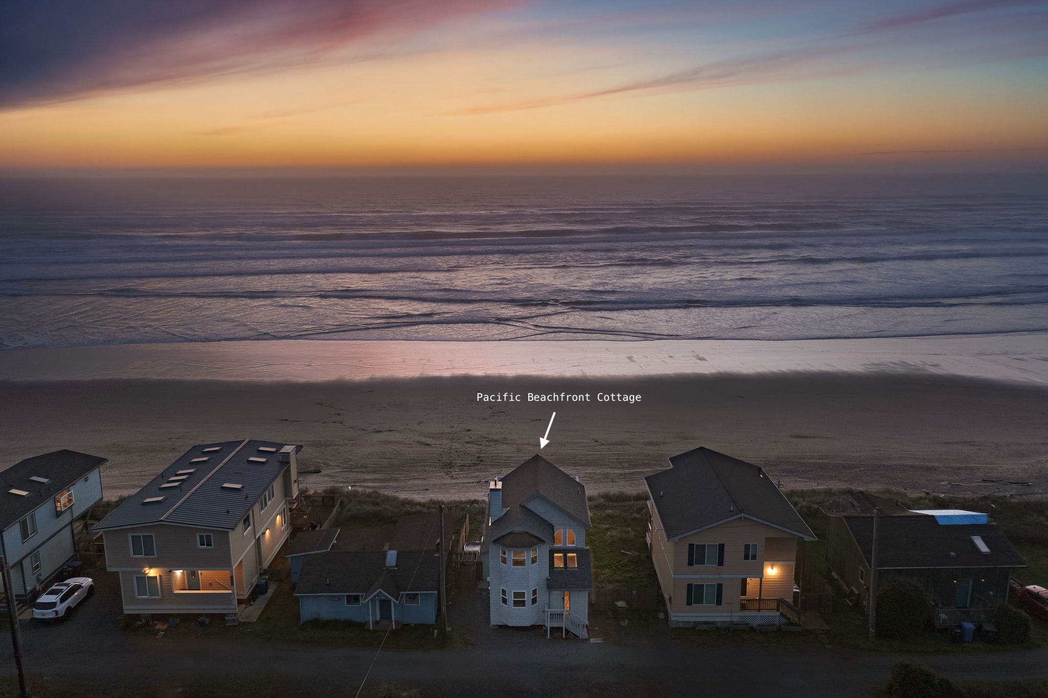 Our house is a few steps away from the beach, for you and your family to play and enjoy. We guarantee you the relaxation and comfort in our place.