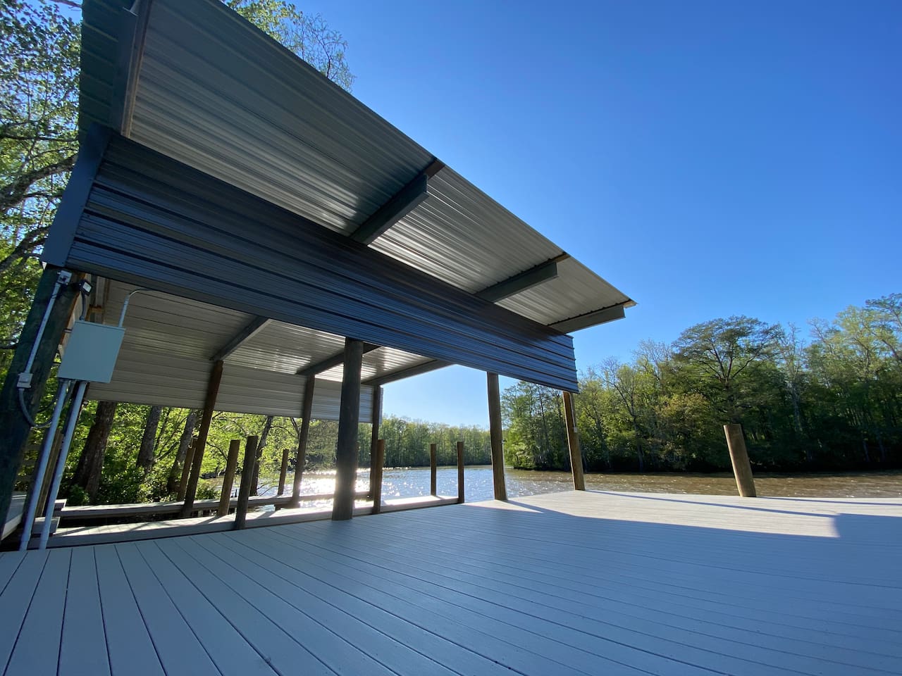 20 x 33 deck on River