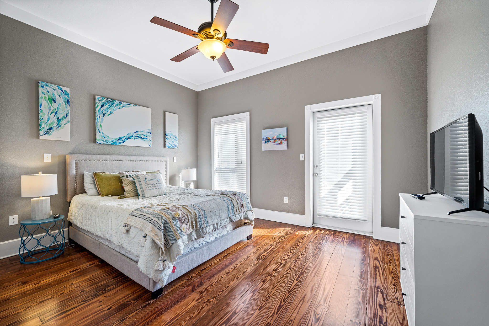 Gulf facing Queen bedroom upstairs