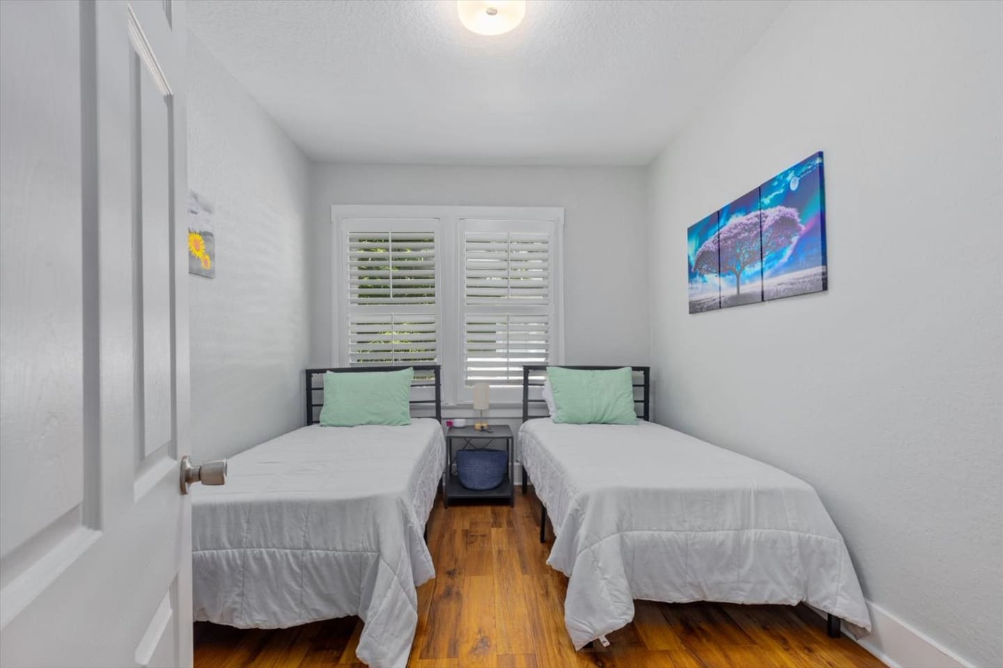 Middle room / twin bedroom