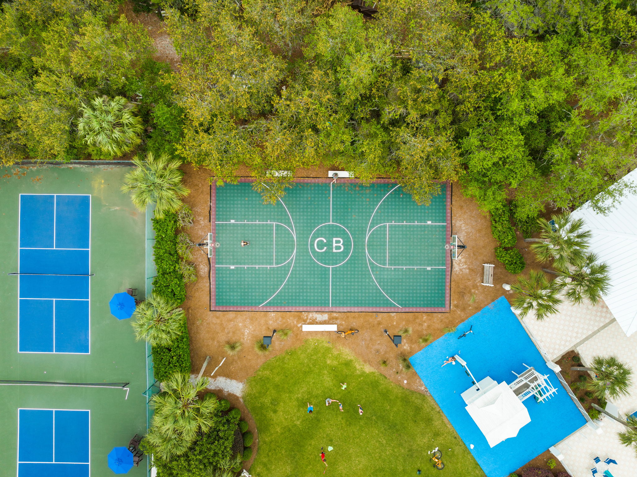 Carillon Beach Basketball Court