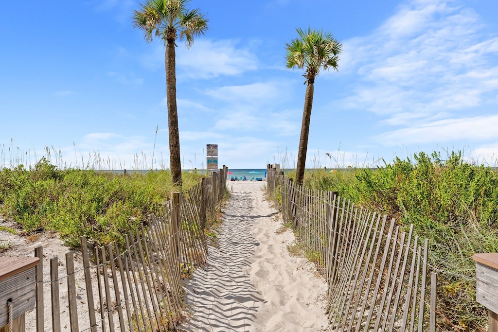 Only steps to the sugary sandy beach to sooth and relax your soul. Long forgotten, the work that you left behind.