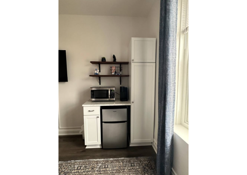 Mini fridge to keep you food cold during your stay.