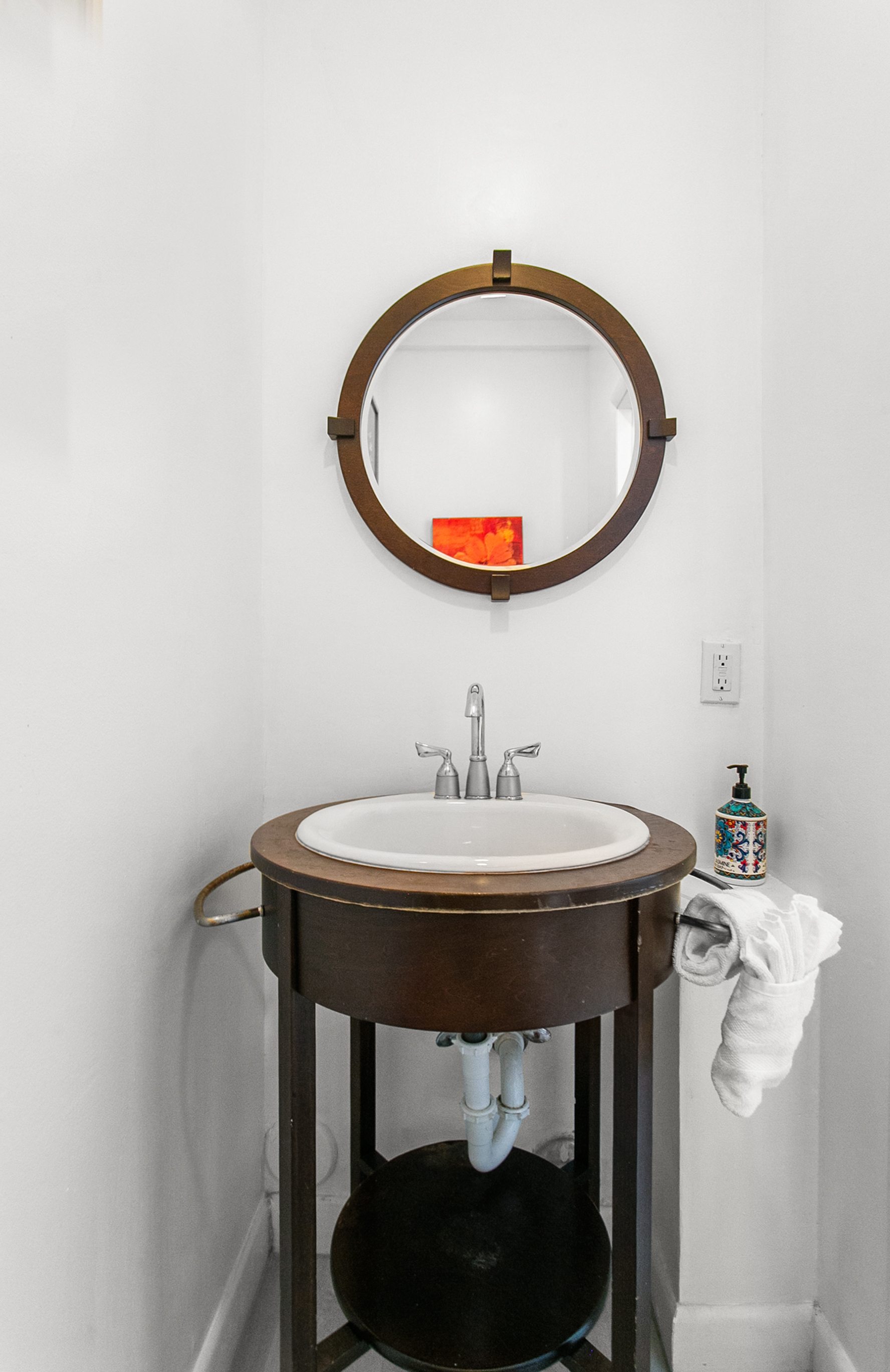 Powder room on the main floor for convenience