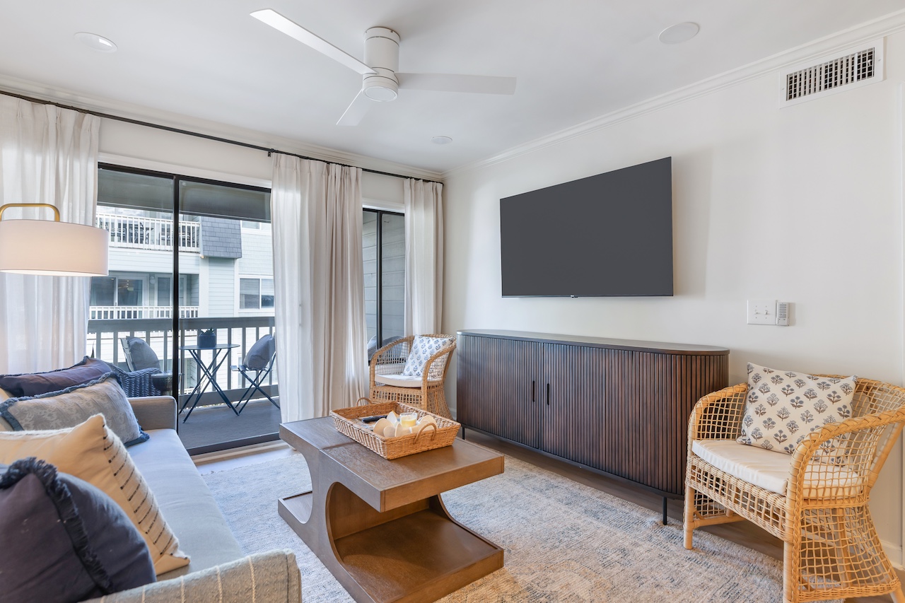 Living Room | 211C Oceanside Villas | Isle of Palms SC | IOP Escapes